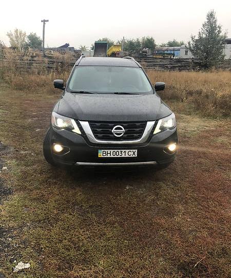 Nissan Pathfinder Platinum  2017