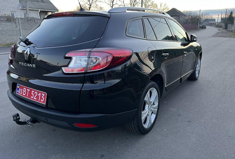 Renault Megane  BOSE MAXIMAL 2013