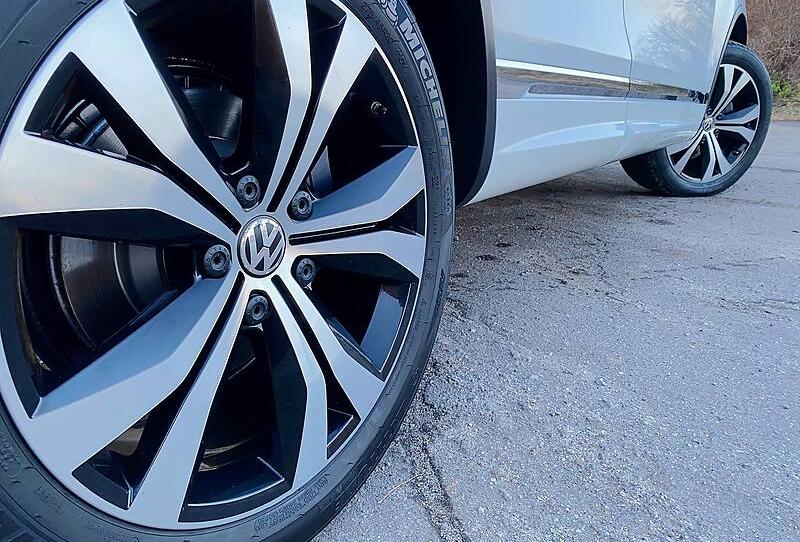 Volkswagen Touareg R Line Exclusive  2018