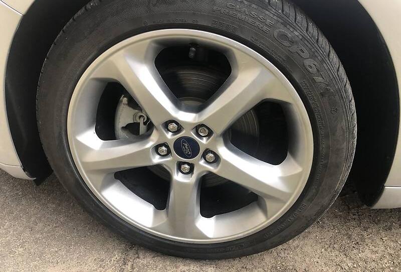 Ford Fusion SE 2016