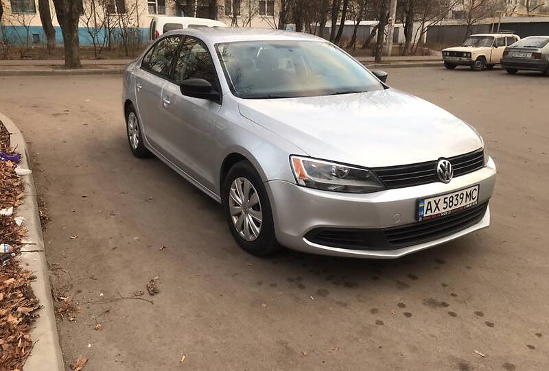 Volkswagen Jetta S 2013