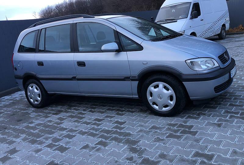 Opel Zafira Comfort 2002
