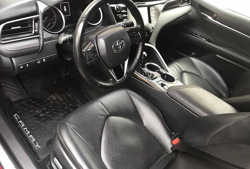Toyota Camry Prestige  2019