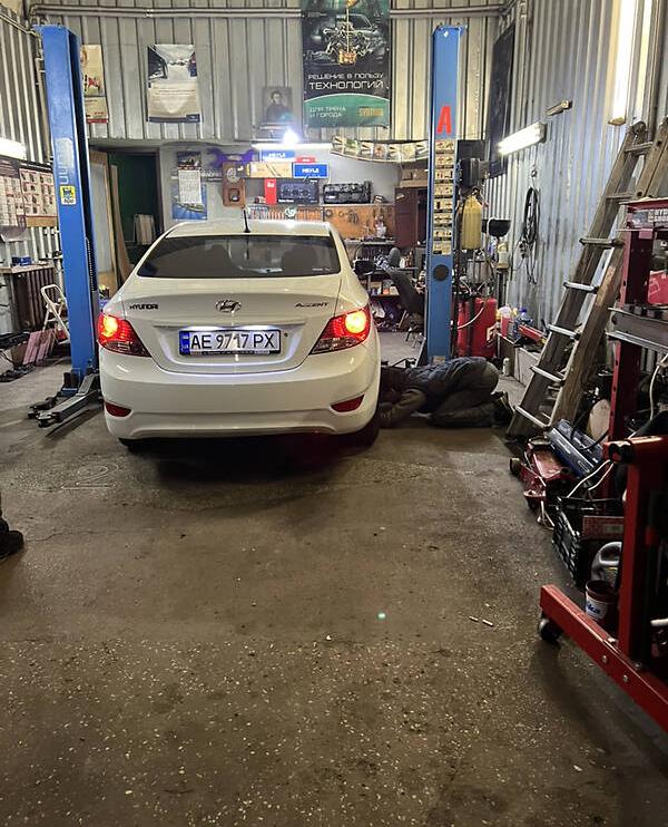 Hyundai Accent 2012