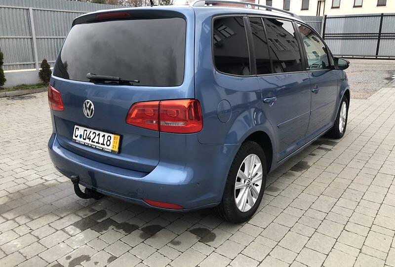 Volkswagen Touran DSG7 2011