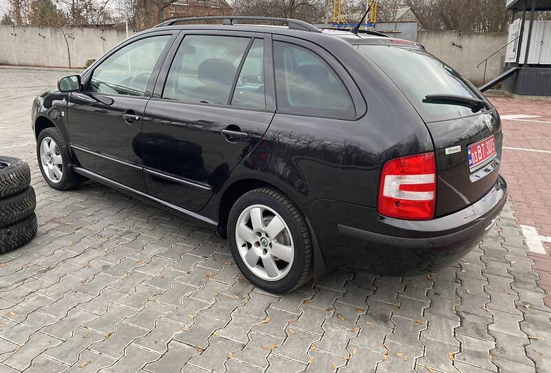 Skoda Fabia IDEAL 2006