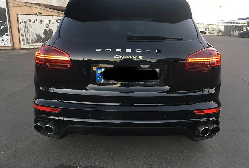 Porsche Cayenne Plug in Hybrid  2016