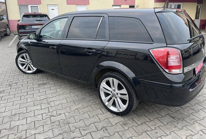 Opel Astra H 2012