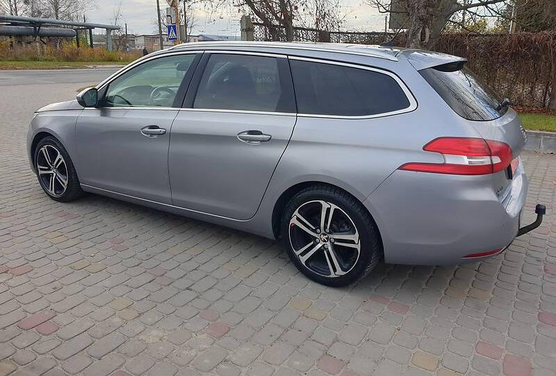 Peugeot 308 SW Panorama Kamera 2015