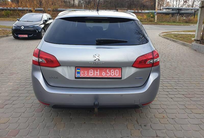 Peugeot 308 SW Panorama Kamera 2015