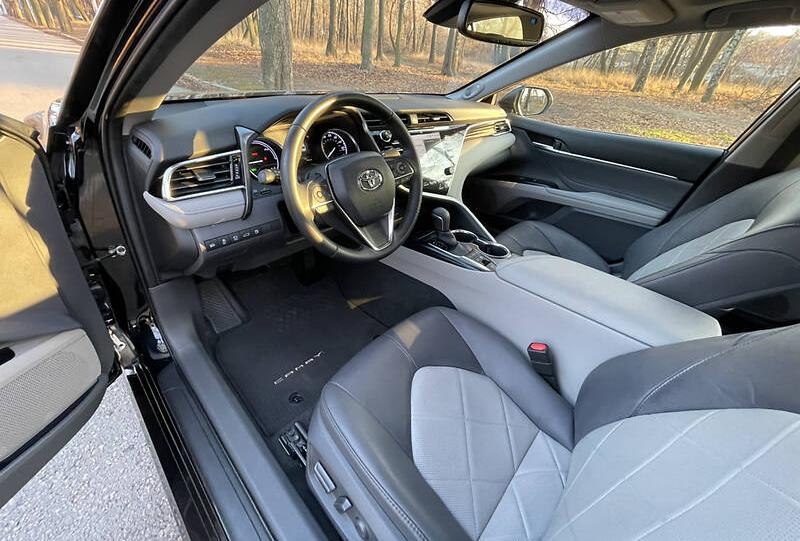 Toyota Camry XLE 2018