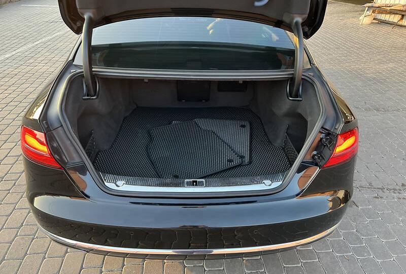 Audi A8 long  2014