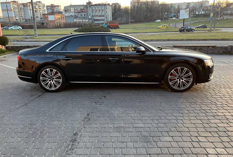 Audi A8 long  2014