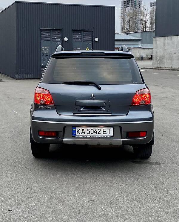 Mitsubishi Outlander 2005