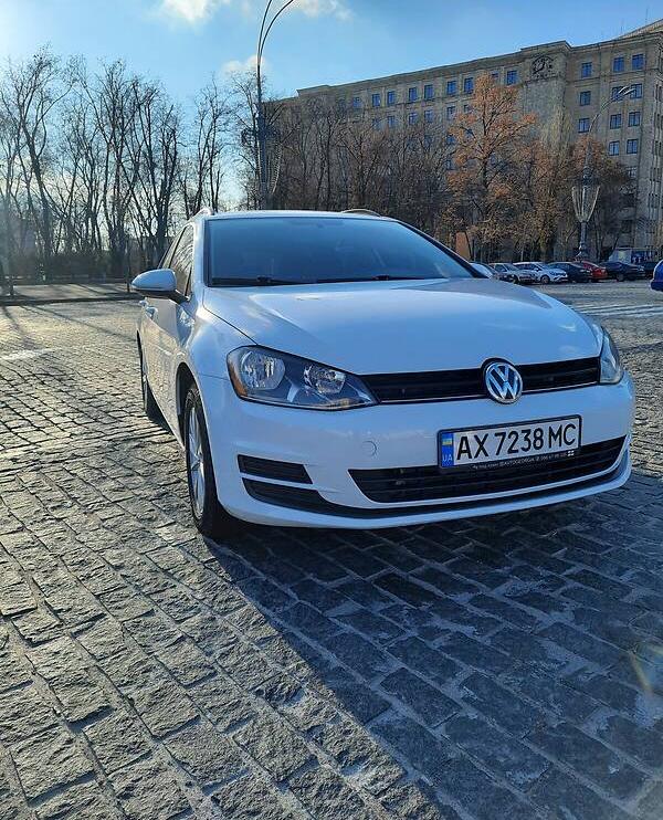 Volkswagen Golf VII 2015