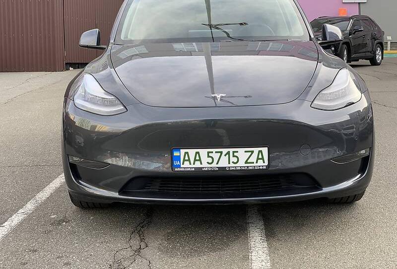 Tesla Model Y LONG RANGE AWD 2021