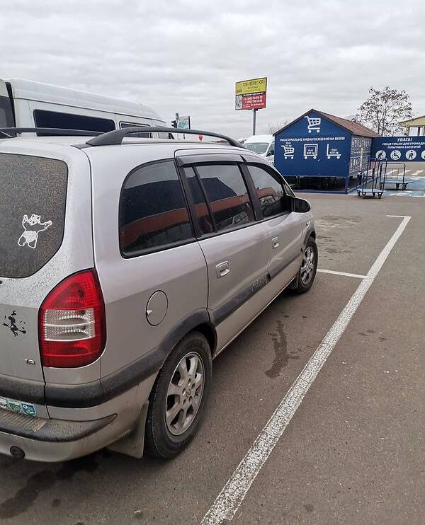 Opel Zafira 2003