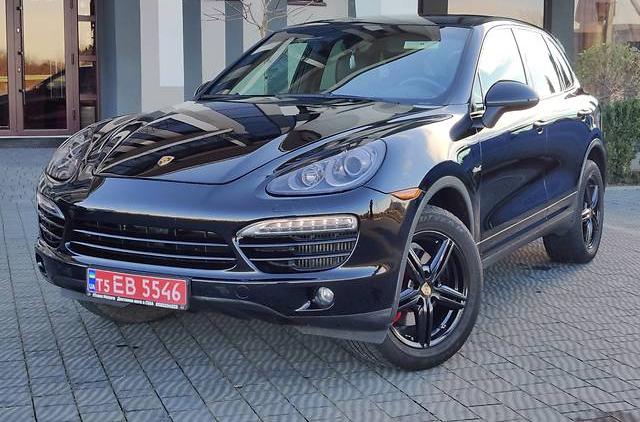 Porsche Cayenne Platinum Edition 2013