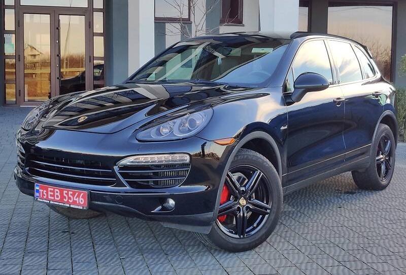 Porsche Cayenne Platinum Edition 2013