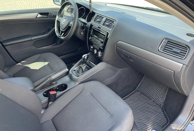 Volkswagen Jetta Jetta Vl 2015