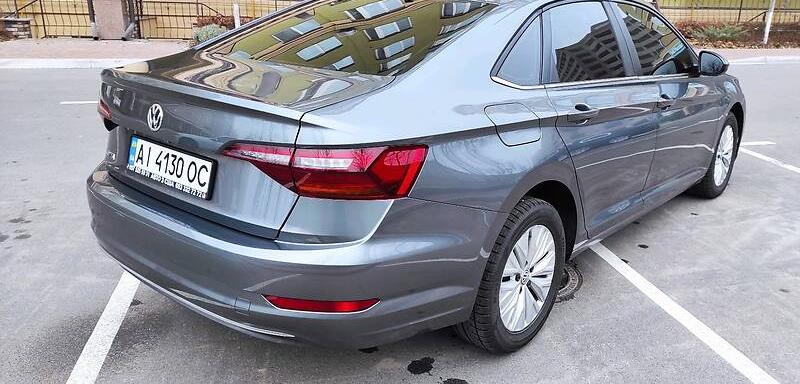 Volkswagen Jetta 2019