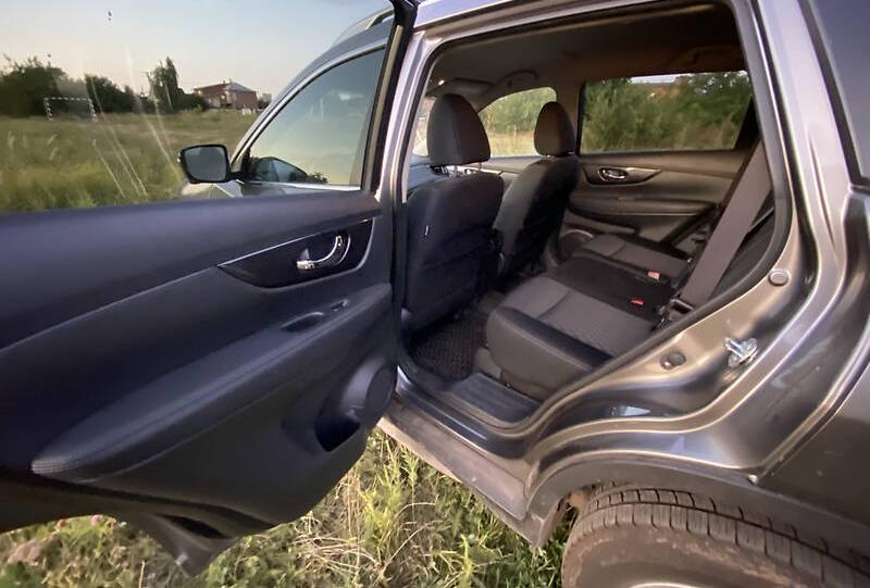 Nissan Rogue sv 2017