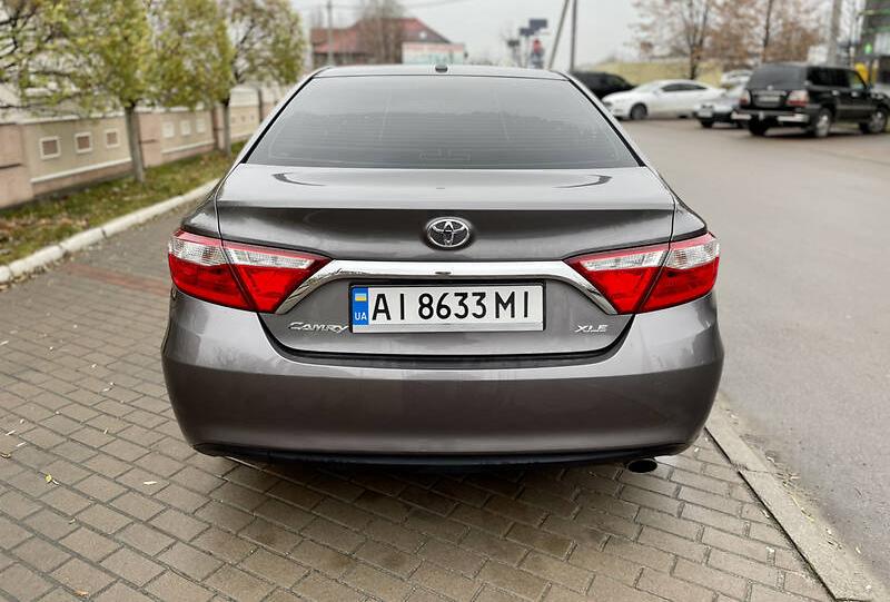 Toyota Camry 2015