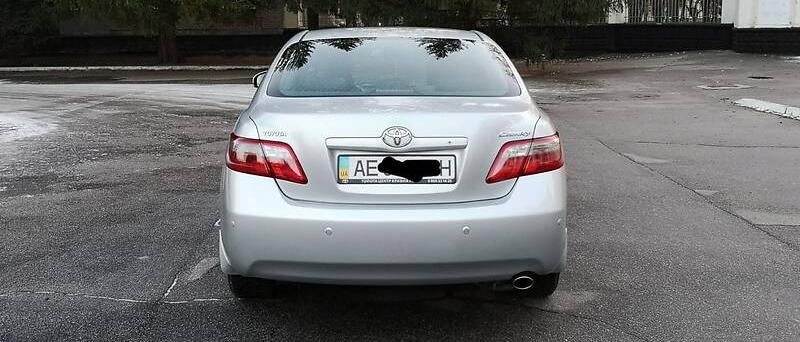 Toyota Camry 2.4 Official 2010