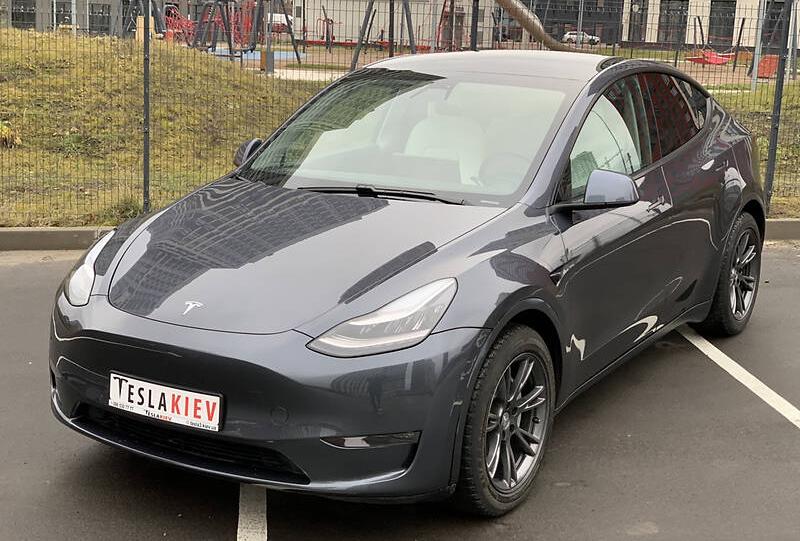 Tesla Model Y 2020