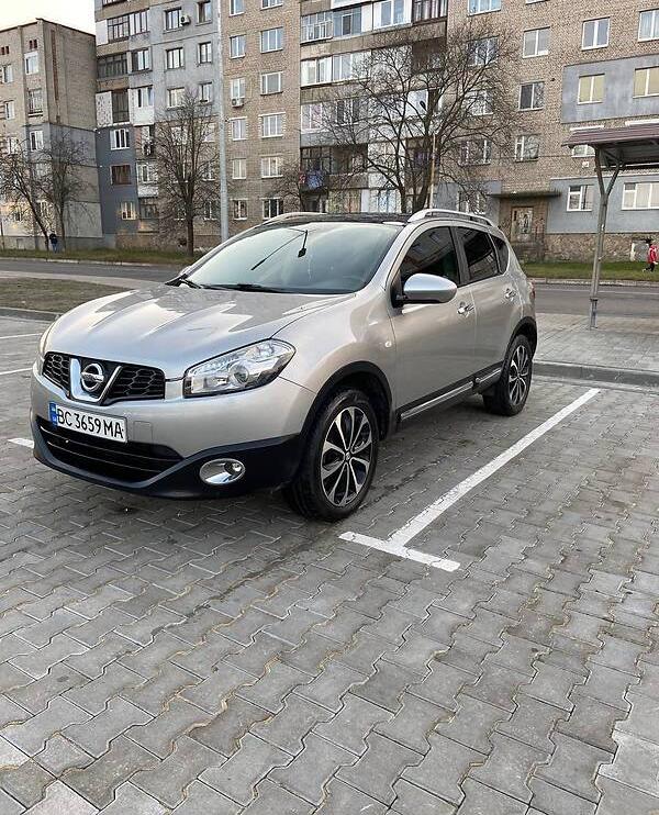 Nissan Qashqai 2011