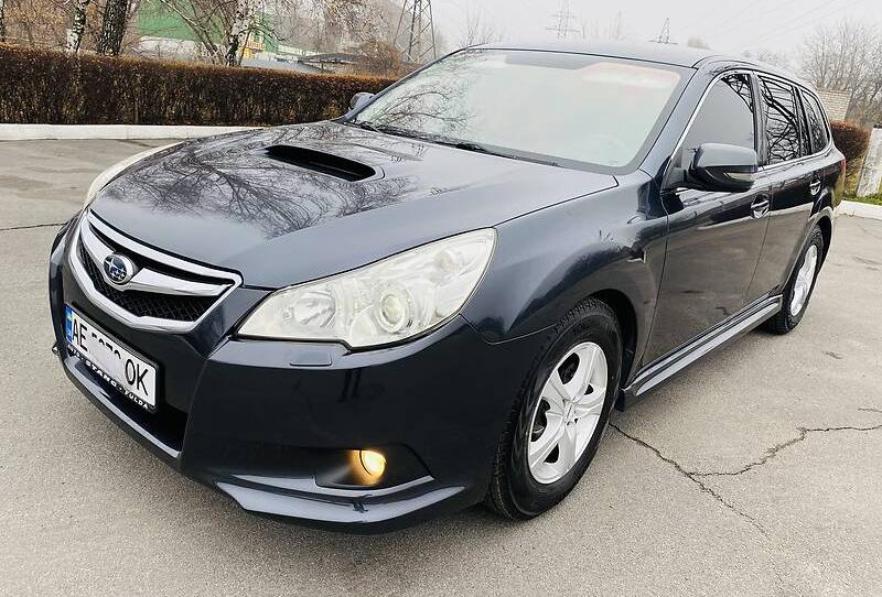 Subaru Outback RODNAYA KRASKA 2011