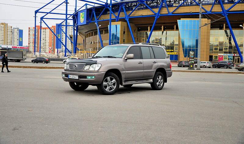 Lexus LX 470 2000