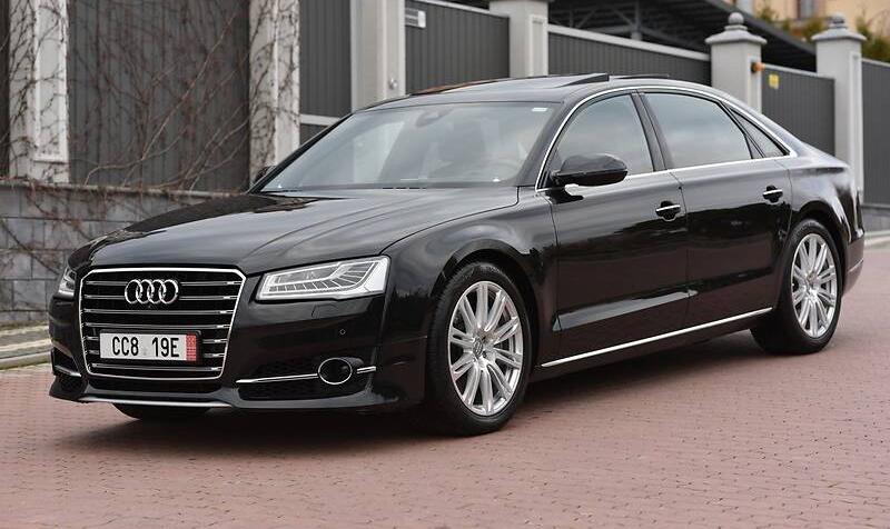 Audi A8 S LINE MAXIMAL  2014