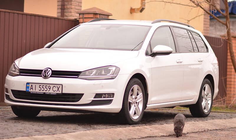 Volkswagen Golf VII HIGHLINE 2016