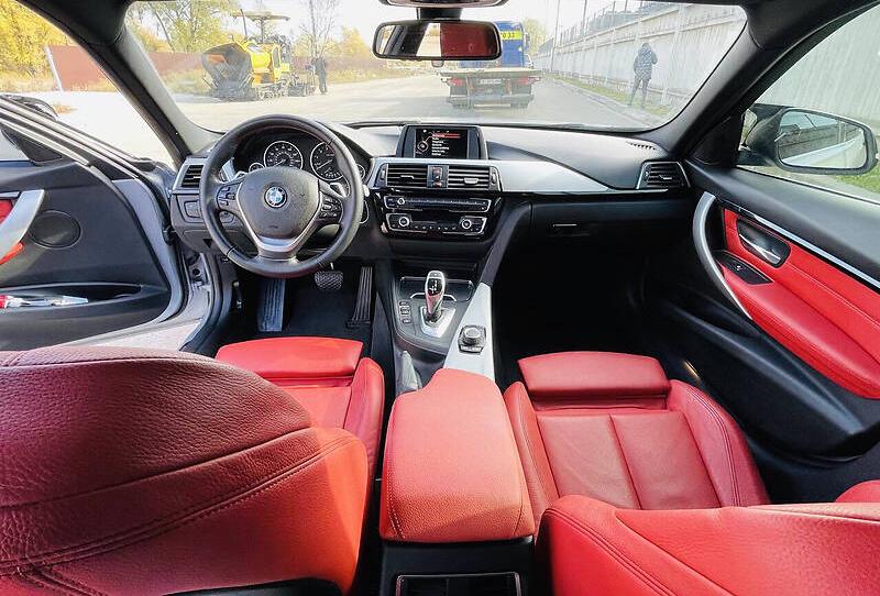 BMW 330 Sport 2017