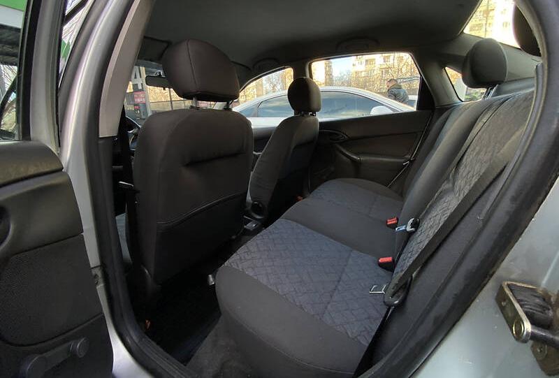 Ford Focus 2000