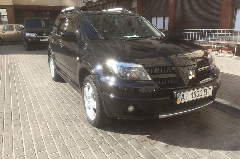 Mitsubishi Outlander 2005