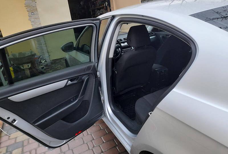 Volkswagen Passat B7 2011
