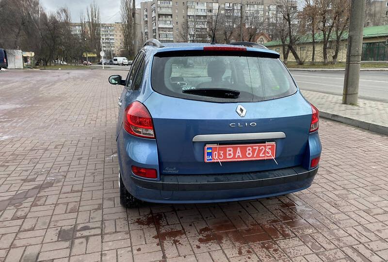 Renault Clio UNIVERSAL  2009
