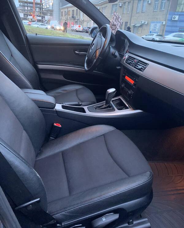 BMW 320 2006
