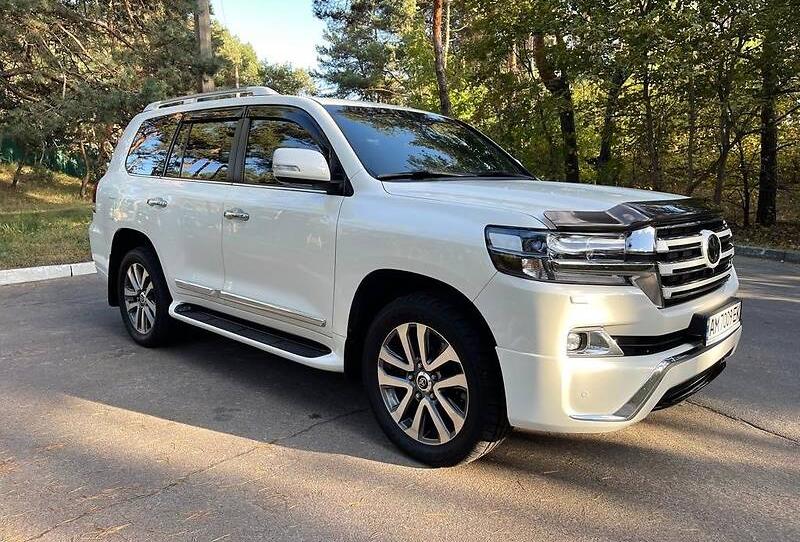 Toyota Land Cruiser 200 2017