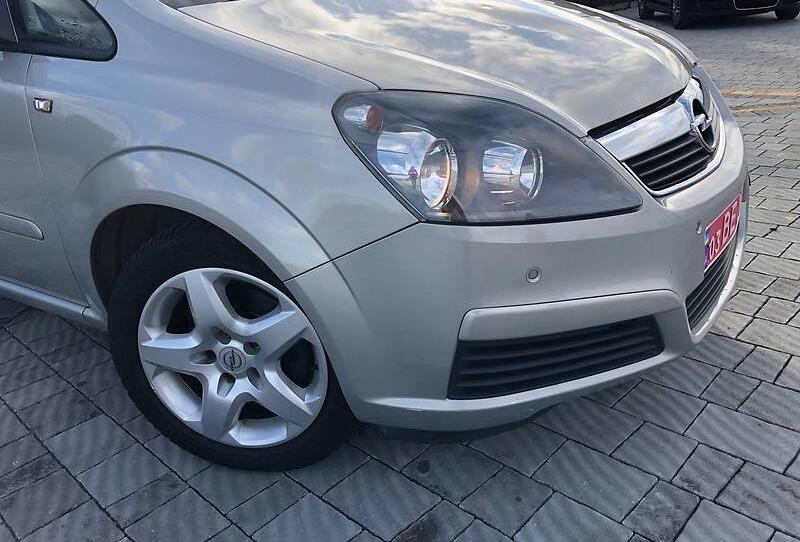Opel Zafira IDEAL 2006