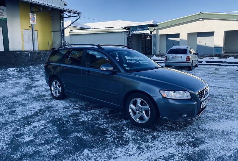 Volvo V50 2011