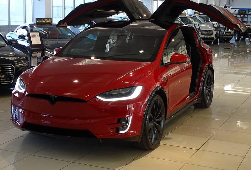 Tesla Model X P90D Ludicrous 2016