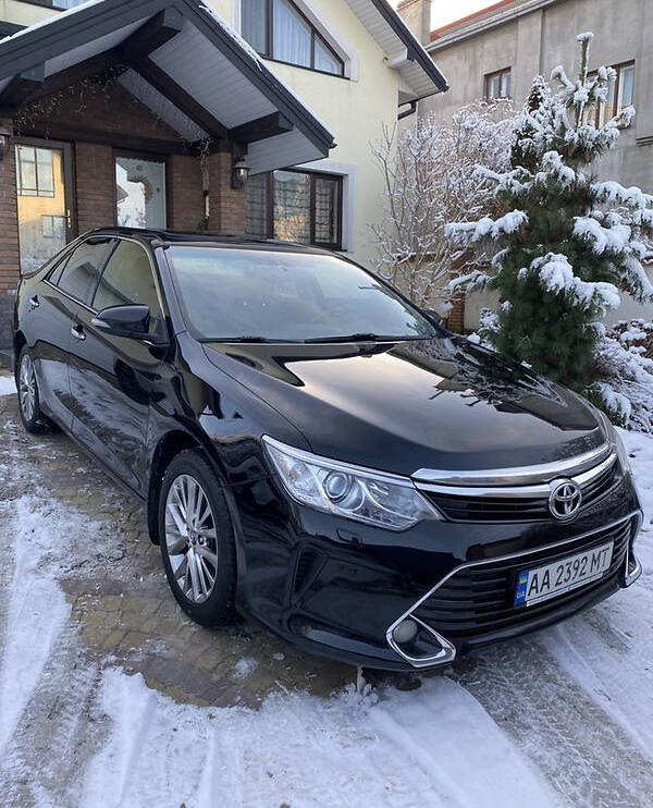 Toyota Camry 2016