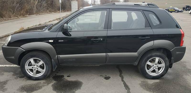 Hyundai Tucson 4WD 2005