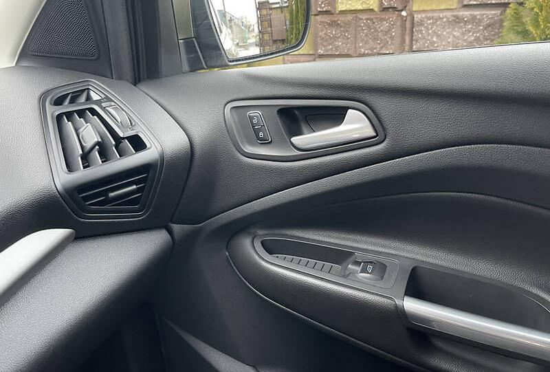 Ford Kuga AUTOMAT  AWD 2015