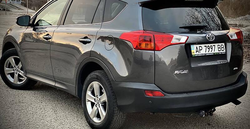 Toyota RAV4 2015