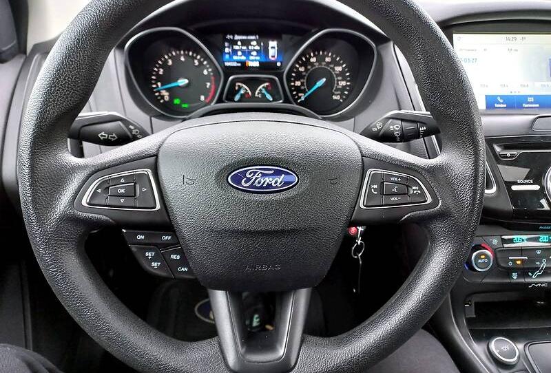 Ford Focus SEL 2017