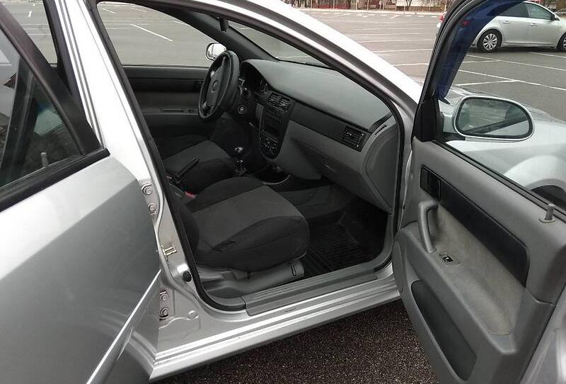Chevrolet Lacetti 2012